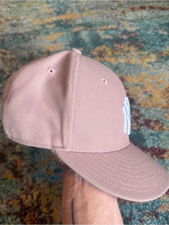 Kith x New Era New York Yankees Cap - Picture 5 of 8